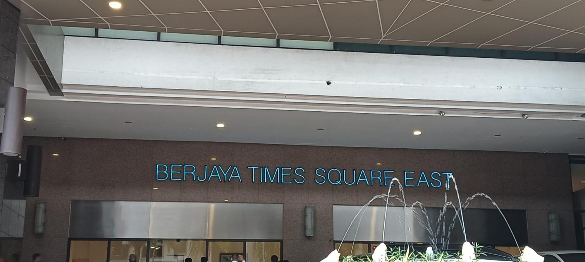 Nexus Service Suite Times Square Kuala Lumpur Exterior photo
