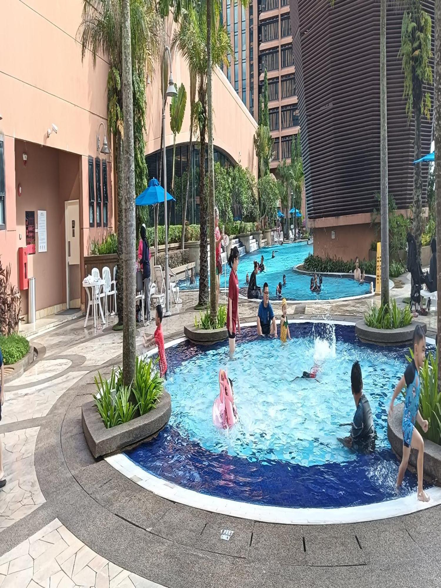 Nexus Service Suite Times Square Kuala Lumpur Exterior photo